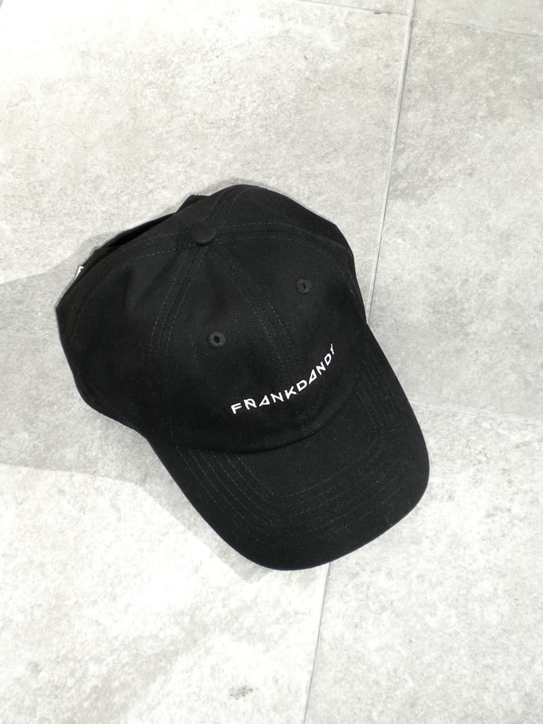 Logo Cap